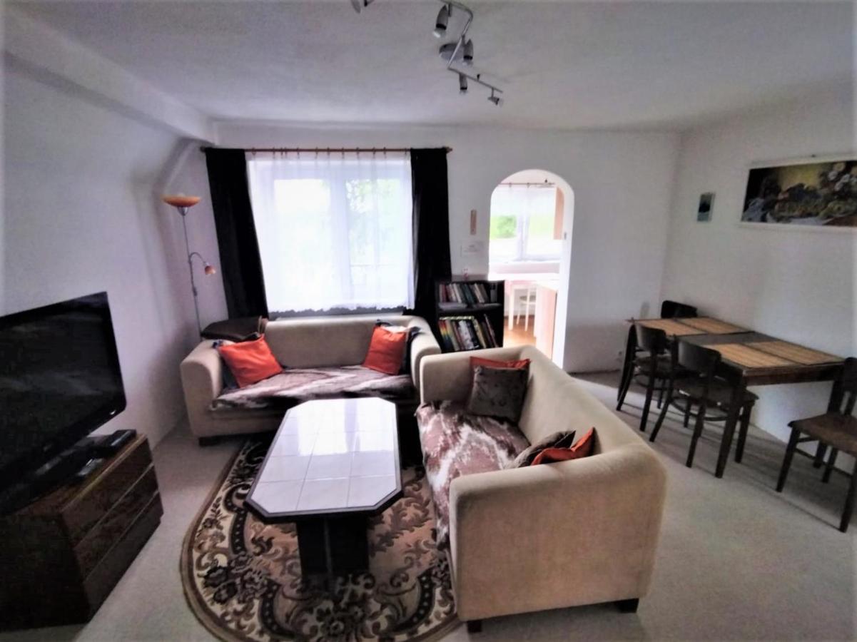 Apartmán se zahradou Krnov Exterior foto